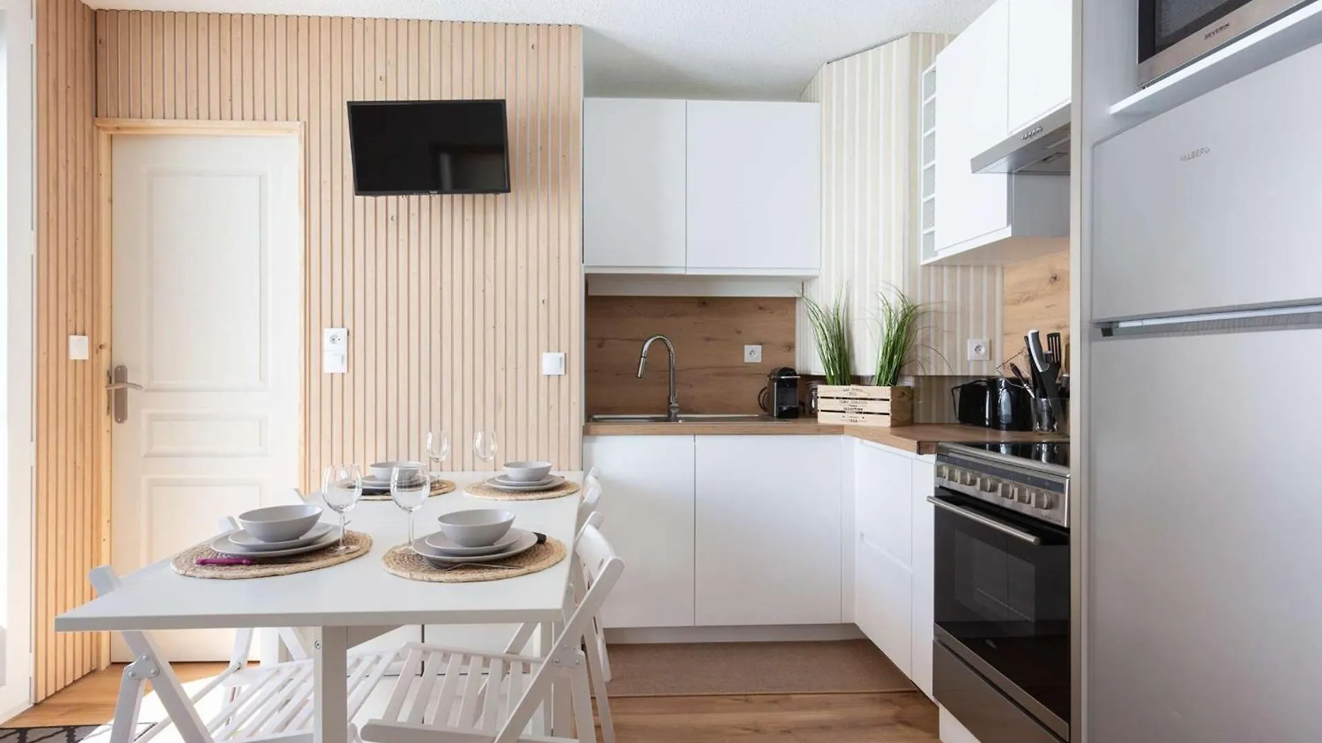 Superbe Appartement Familial En Pieds De Pistes A Saint-Lary-Soulan - Fr-1-296-496 0*,